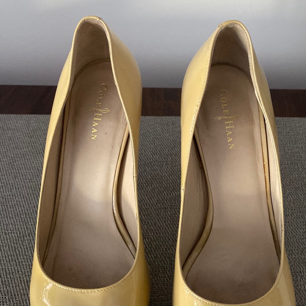 Cole Haan beige size 7 platform peep toe heels, very comfortable